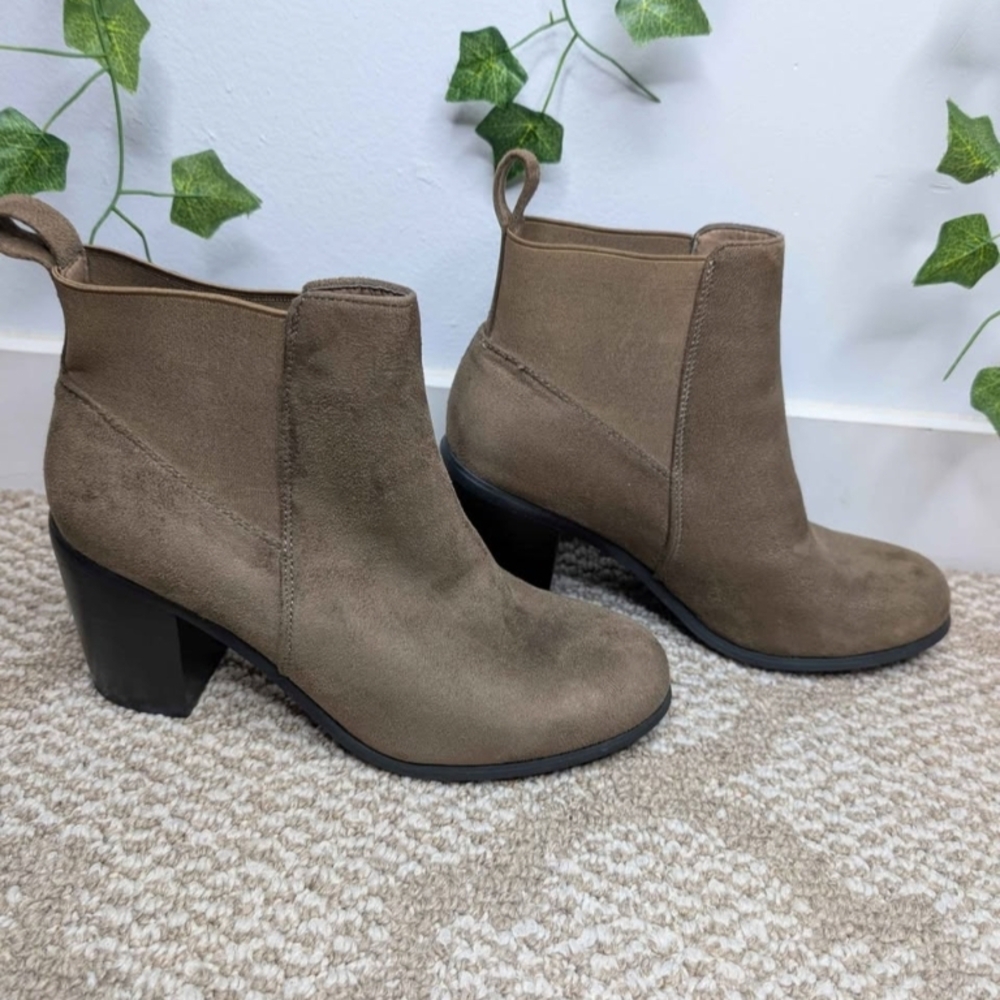Size 8.5 | Steve Madden Ankle Boots